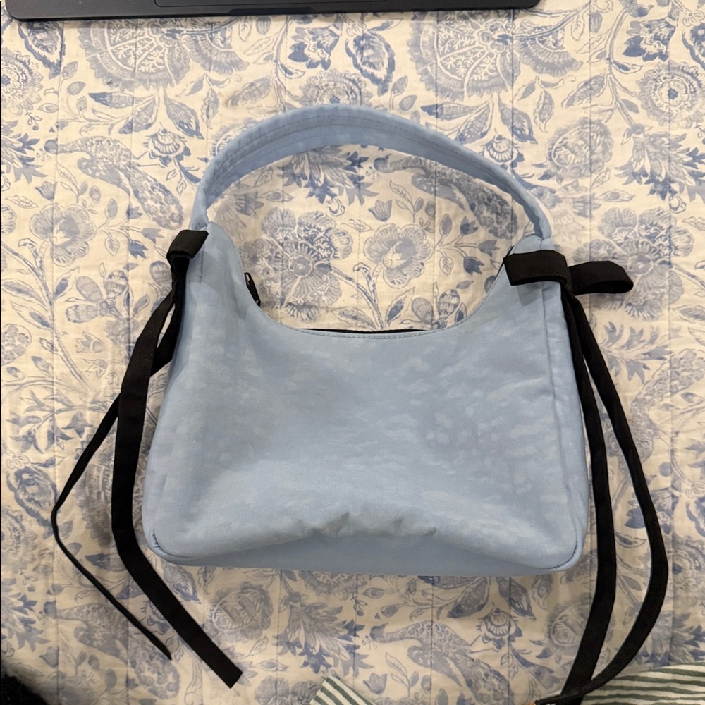 BAGGU Light Blue Shoulder Bag with Black Ties